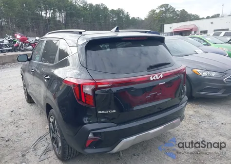 2024 Kia Seltos Sx Turbo z USA, uszkodzony, nr VIN KNDETCA77R7642942